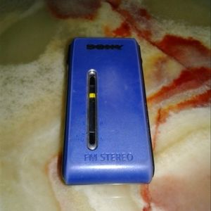 Sony SRF-S84 FM/AM stereo Super Compact Radio Walkman blue belt clip
